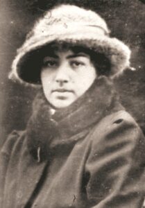 Заринтач Тагиева